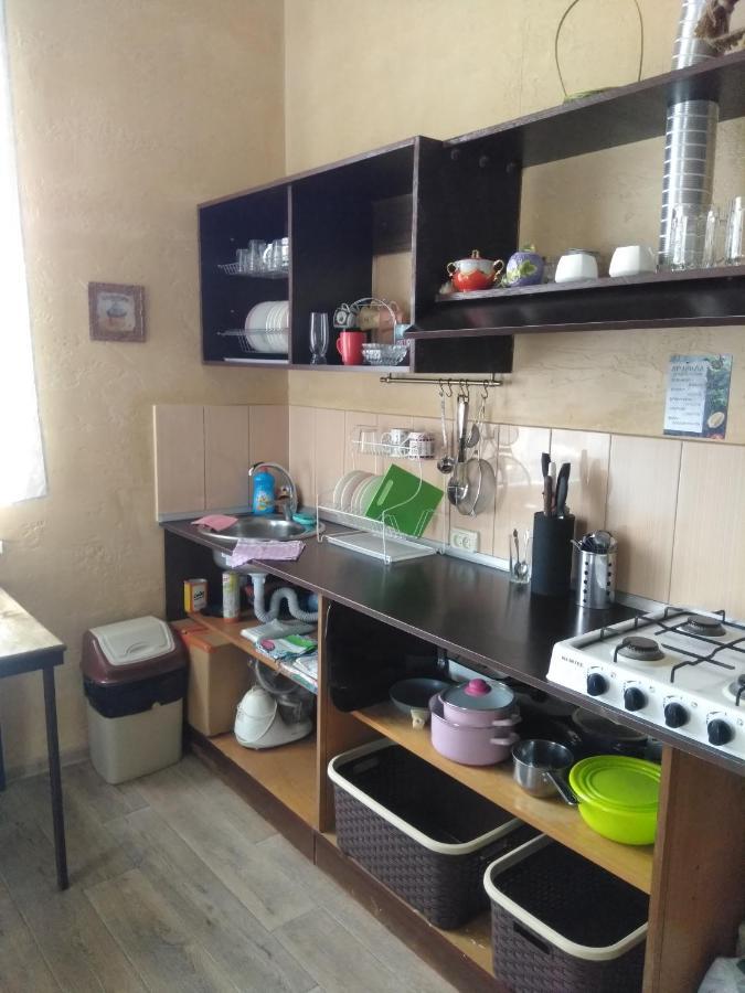 Гостевой Дом Ксения Hotell Sukhumi Exteriör bild